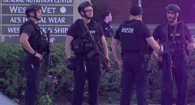 Houston Mall Shooting: Nine Injured, Suspect Dead