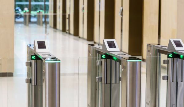 Electronic access gate in building