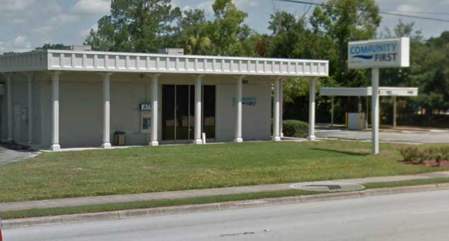 Jacksonville Bank Robber in Custody after Taking Hostages