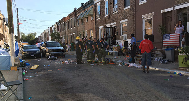 Eight Injured After Car Crashes into Crowd in Philadelphia 
