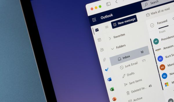 Microsoft Outlook email inbox