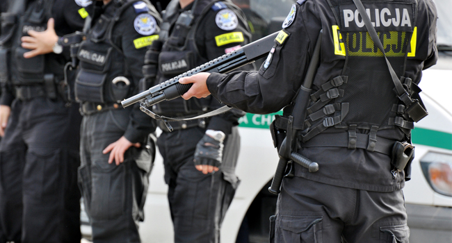 Police Officer Kills Two Gunmen at Muhammed Cartoon Contest