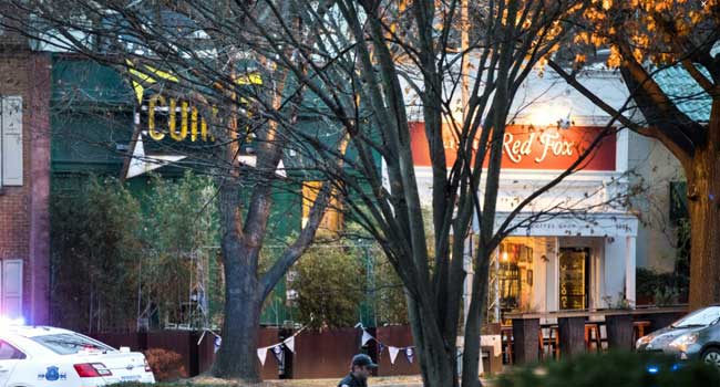 Man Motivated by Fake News Story Brings Rifle to Washington Pizzeria