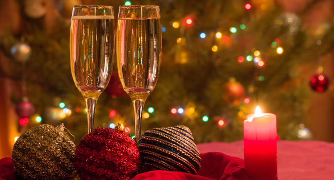 Wrightstyle is a specialist steel and aluminium glazing company and supplies its fire-rated systems internationally.  Lee Coates, the company’s technical director, looks at fire training in the build up to Christmas. 