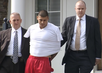 Patriots Drop Hernandez After His Arrest