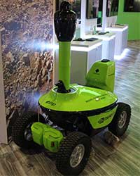 S5 HD Security Patrol Robot 
